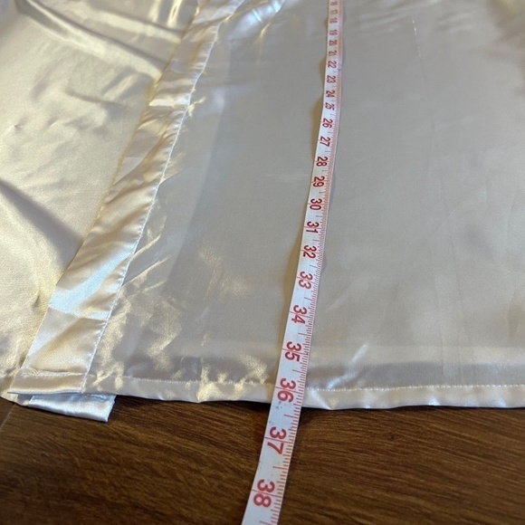 My WED STYLE Bride Robe size Regular - Picture 4 of 8